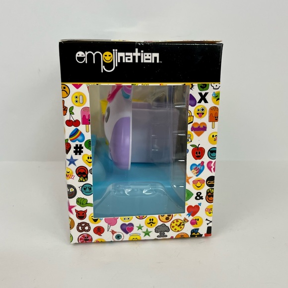 Emojination Set 3 pc Set Unicorn Toothbrush Holder Folding Toothbrush Rinse Cup - Picture 5 of 10